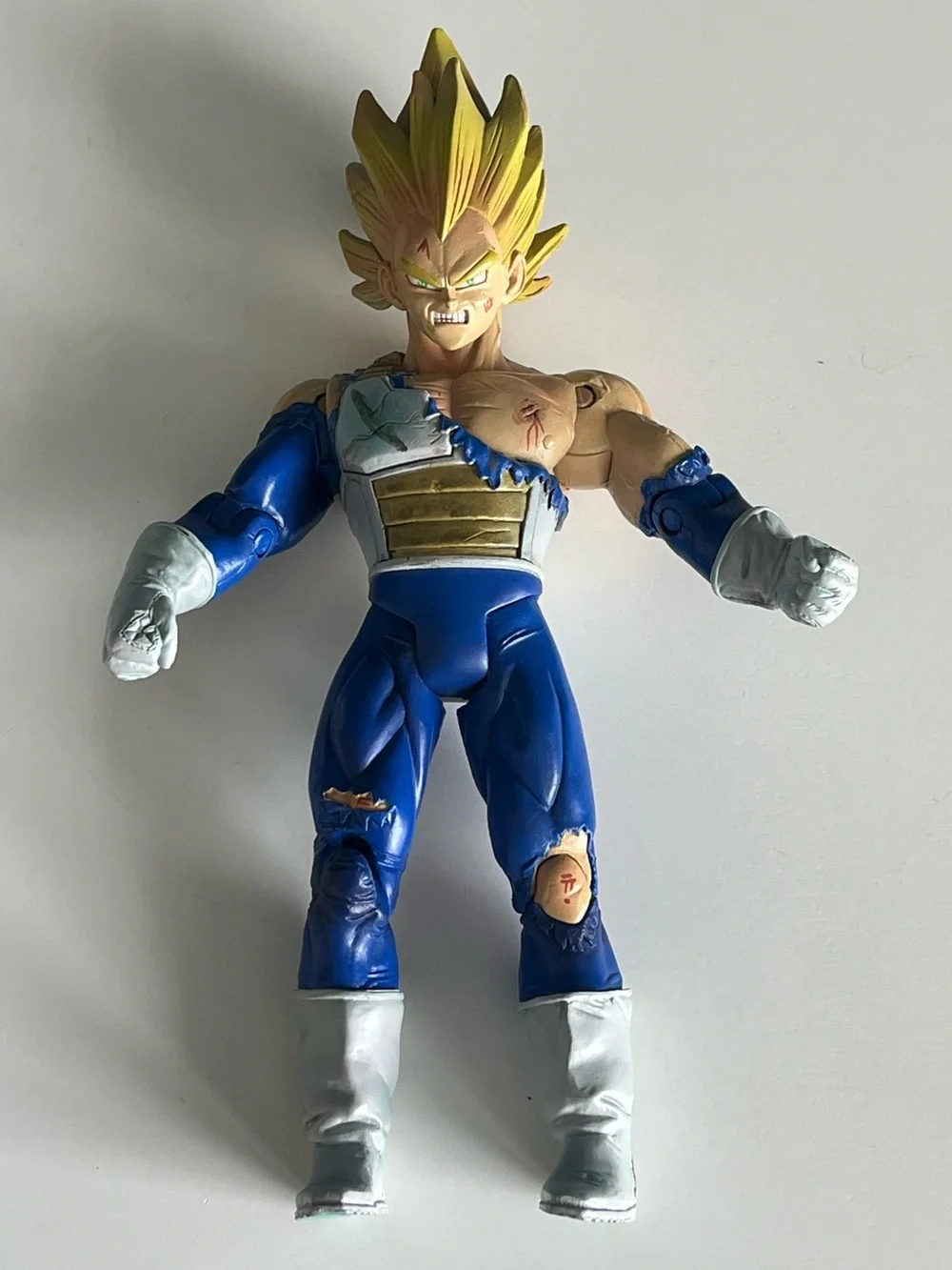 2002 Dragon Ball Z Battle Damaged Super Saiyan Vegeta action figure